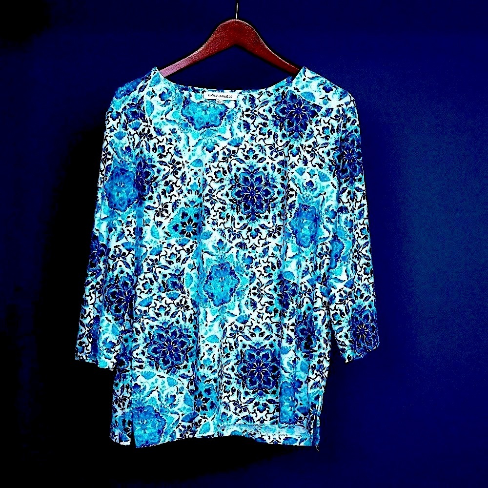 Emily Daniels Floral Print Tunic Top – Blue & White, 3/4 Sleeve, Size L